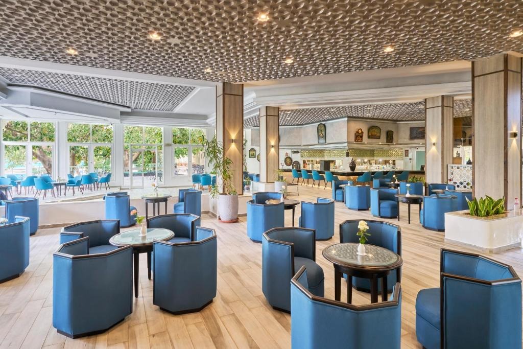 هتل نهروییس ریزورت و تالاسو